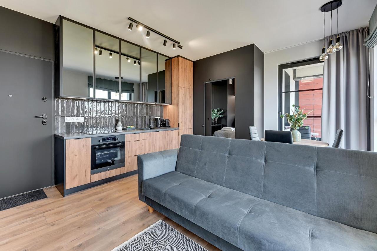 Doki Living & Foodhall By Downtown Apartments Gdańsk Extérieur photo