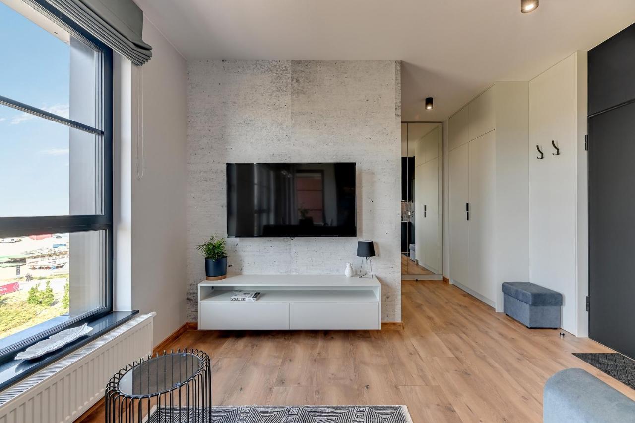 Doki Living & Foodhall By Downtown Apartments Gdańsk Extérieur photo